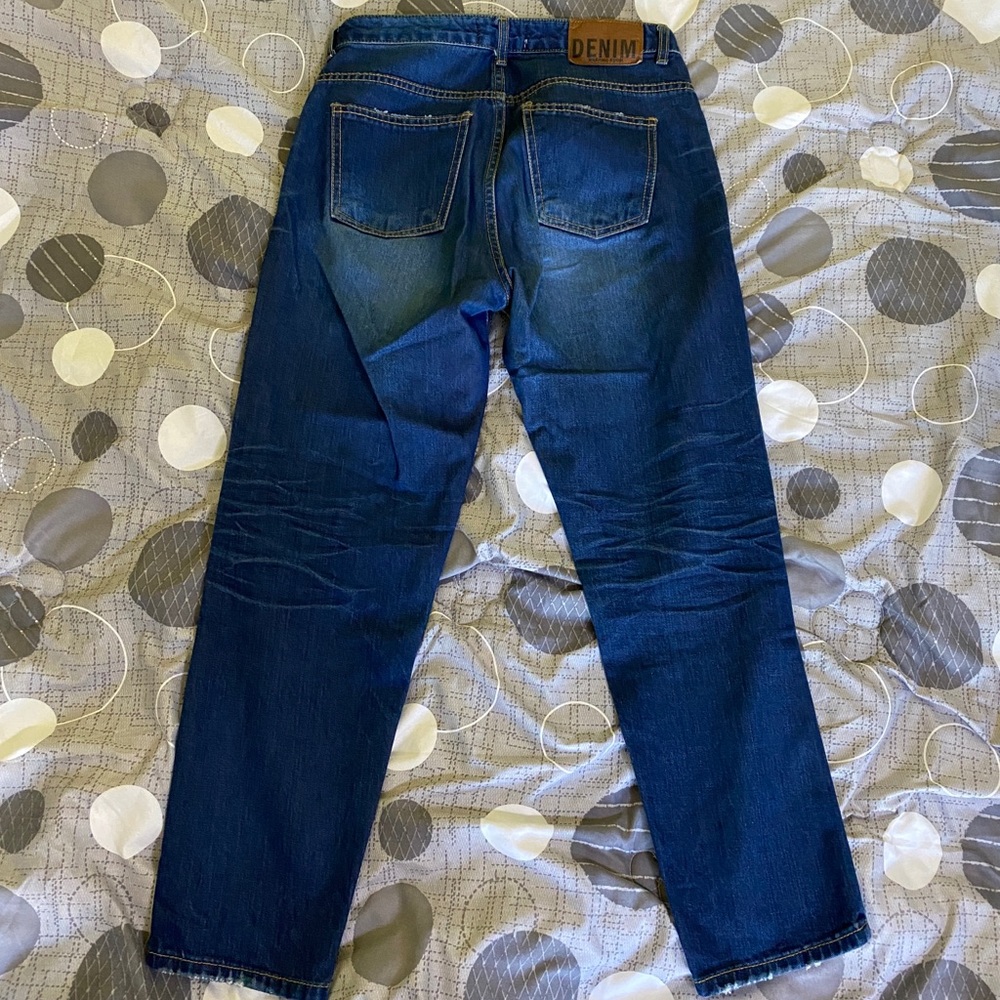 Cropped Ripped Jeans - Picture 2 of 2